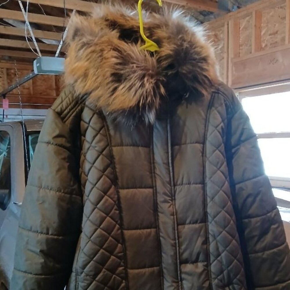 NWT Women's Long Winter Coat